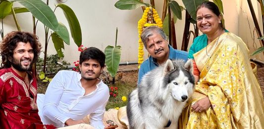 Vijay Deverakonda spends Sankranthi at home, shares picture perfect moments with family