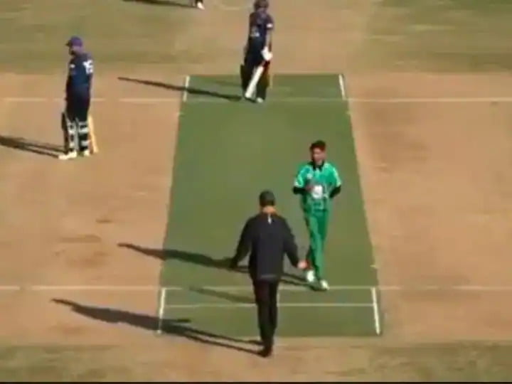 Watch Cricket Funny Video: Non-Striker Batsman run till half the pitch before the ball was released from the bowler's hand