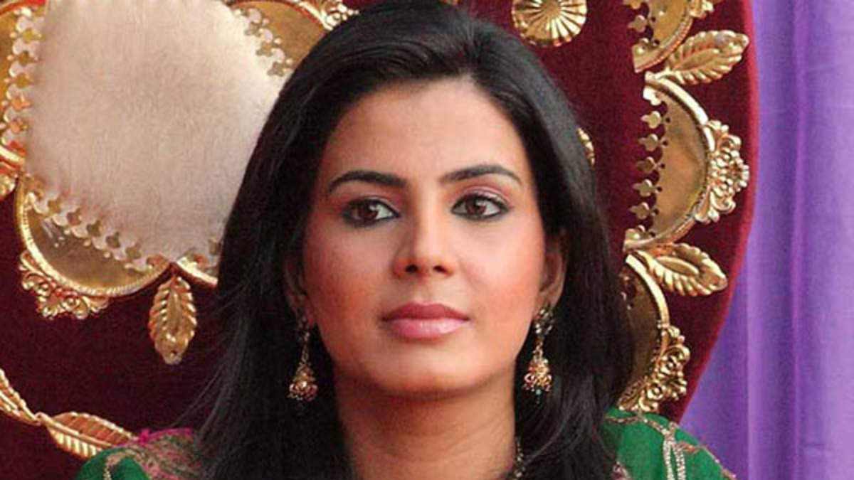 Kirti Kulhari was going to shoot an intimate scene, husband said something that you will also appreciate!