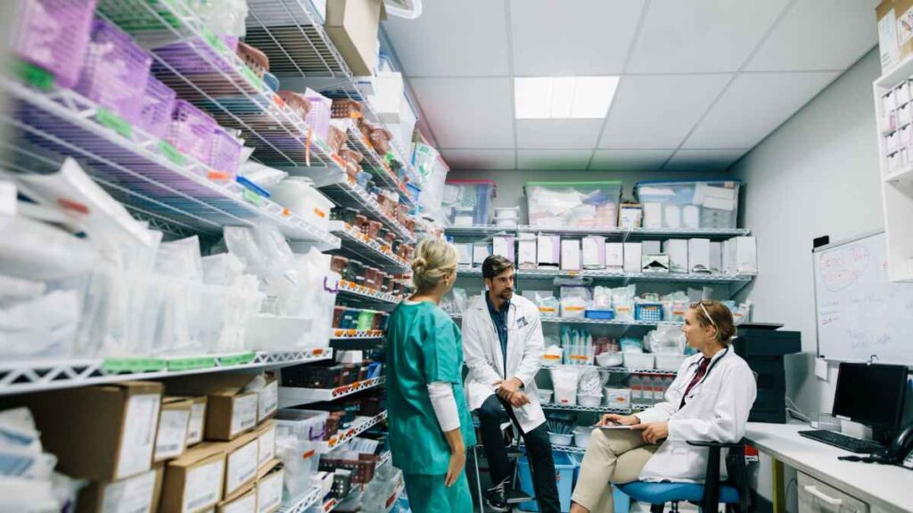 The Role Of A Hospital Pharmacist And Its Importance